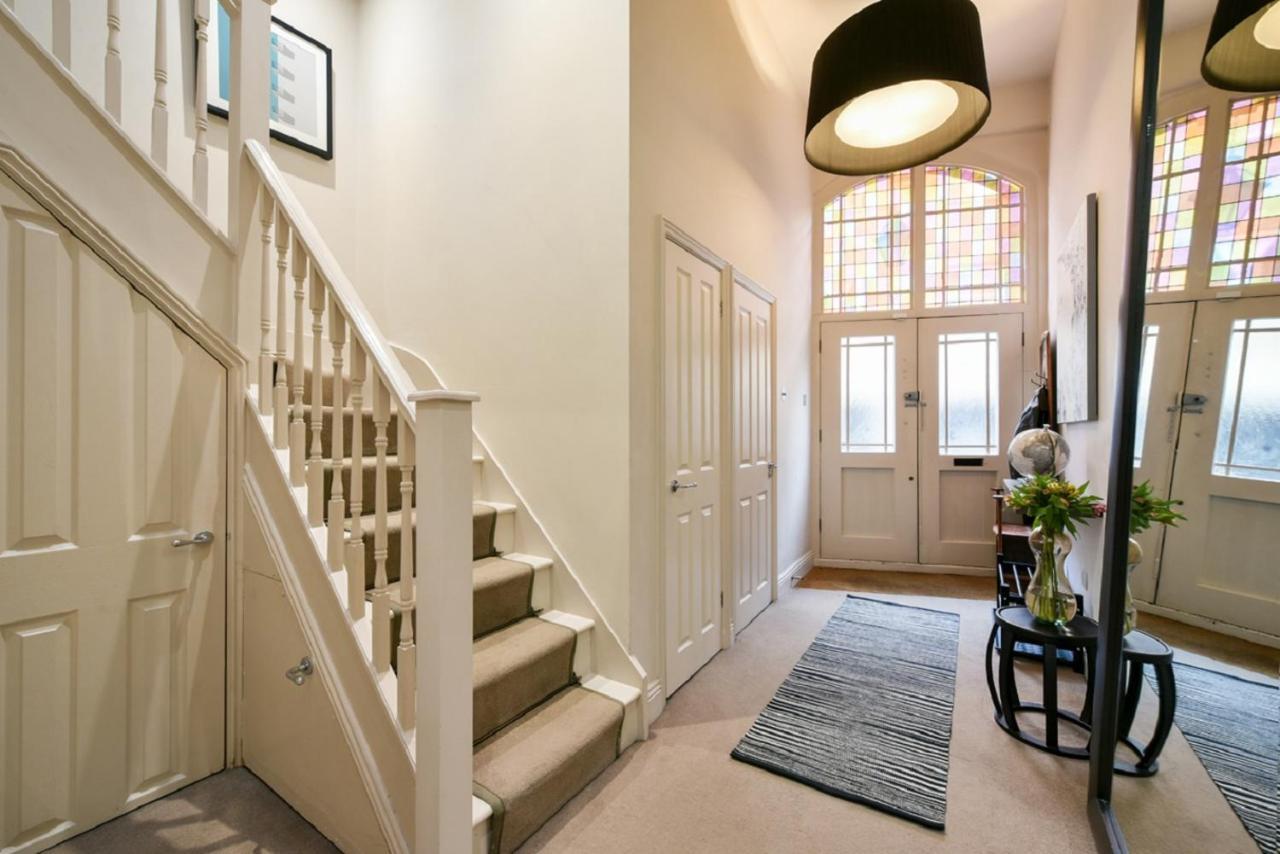 Central London Mews House Exterior photo